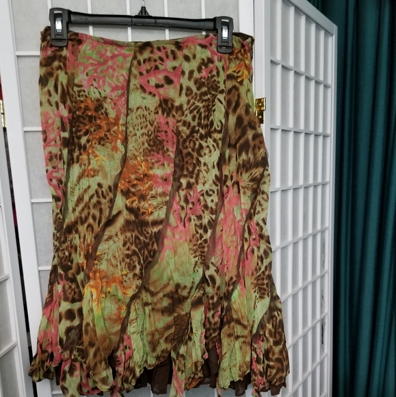 Alberto Makali crinkle flare skirt, size 12, NWT - Picture 2 of 8